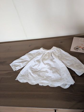 Blouse blanche brodée bout chou 6 mois