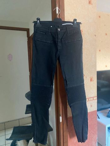 Pantalon noir skinny taille 36 marque Zara