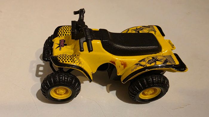 Quad miniature jaune et noir Maisto - photo numéro 2