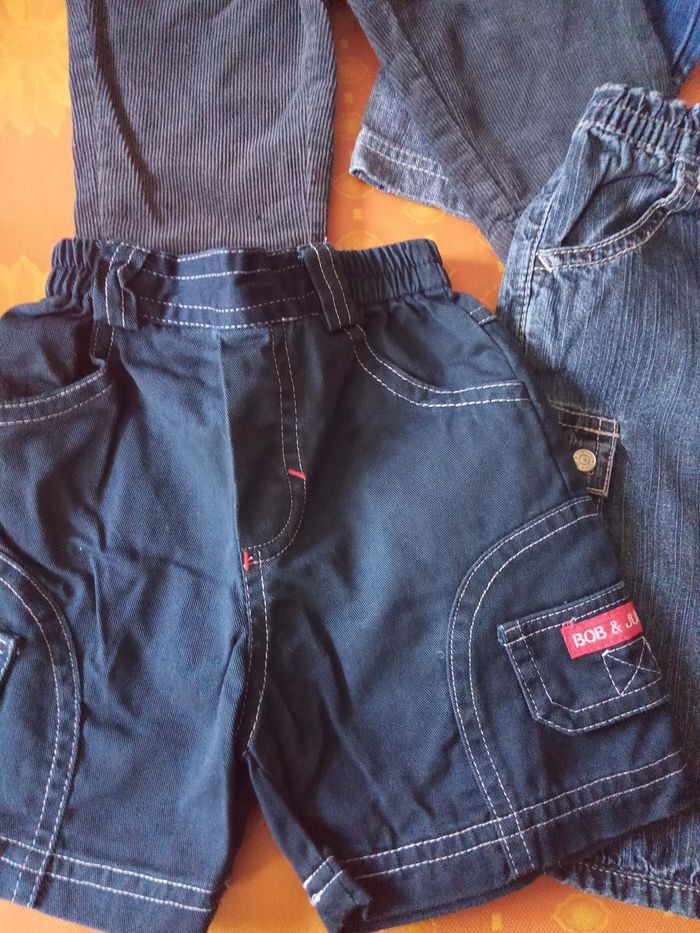 Lot de 3 PANTALONS + 1 SHORT garçons en taille 6 mois - photo numéro 2