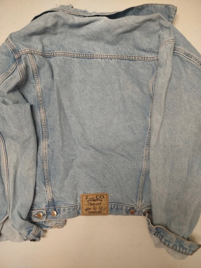 Veste en jean vintage effet déchirure | J and Co | L - photo numéro 3