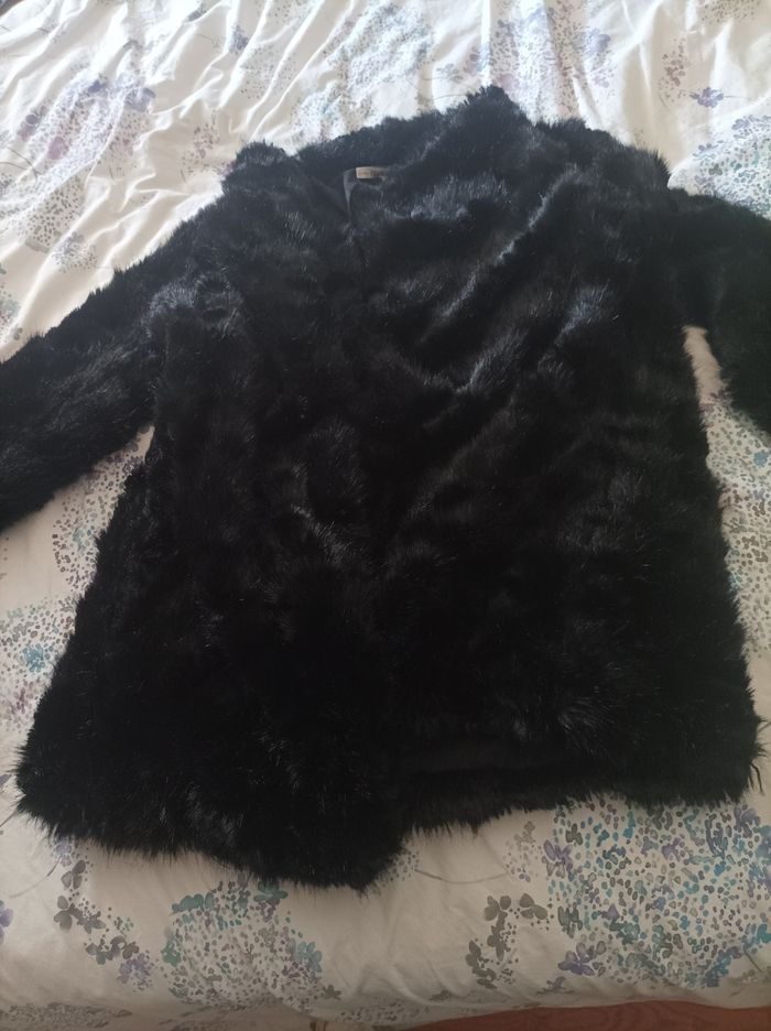 Manteau fourrure femme taille s 36 de marque Zara trafaluc - photo numéro 3