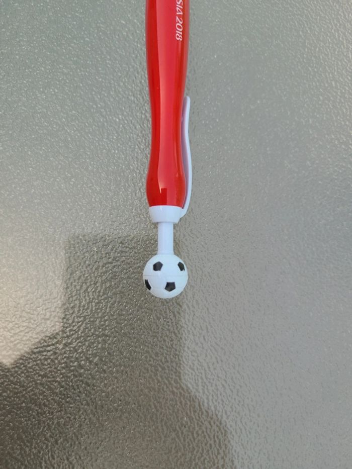 Stylo bille neuf Russia 2018 - photo numéro 2