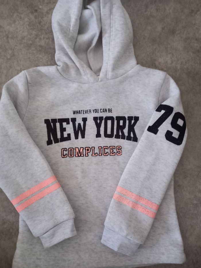 Sweat paillette - photo numéro 2