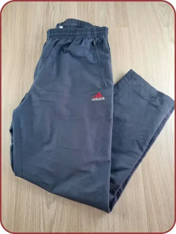 Jogging Adidas gris Homme Taille M