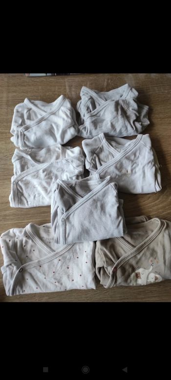 Lot de Bodies au manches longues