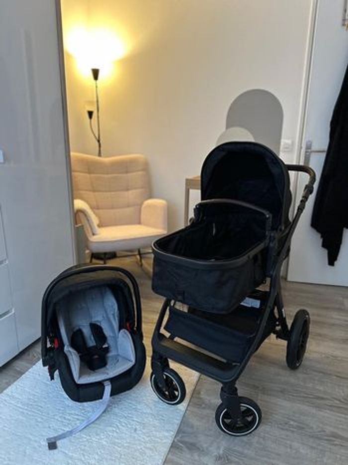Poussette 3 en 1 + cosy + accessoires - photo numéro 8