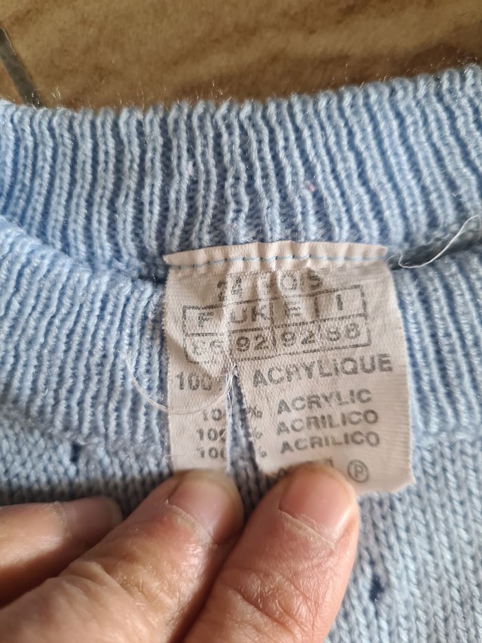 Pull bleu ciel / Taille 2 ans - photo numéro 2