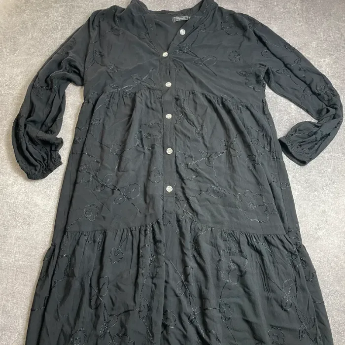 Robe longue noire élégante boutonnée chic & confortable – Taille 38 (Coquello) - photo numéro 5