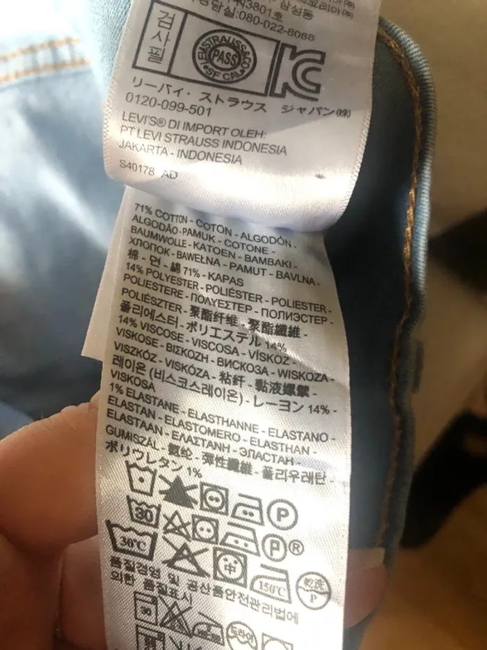 Lévis jean 👖 - photo numéro 5