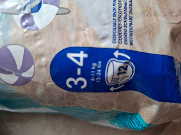 Pampers Splashersb Taille 3-4 et 4-5 - photo numéro 3