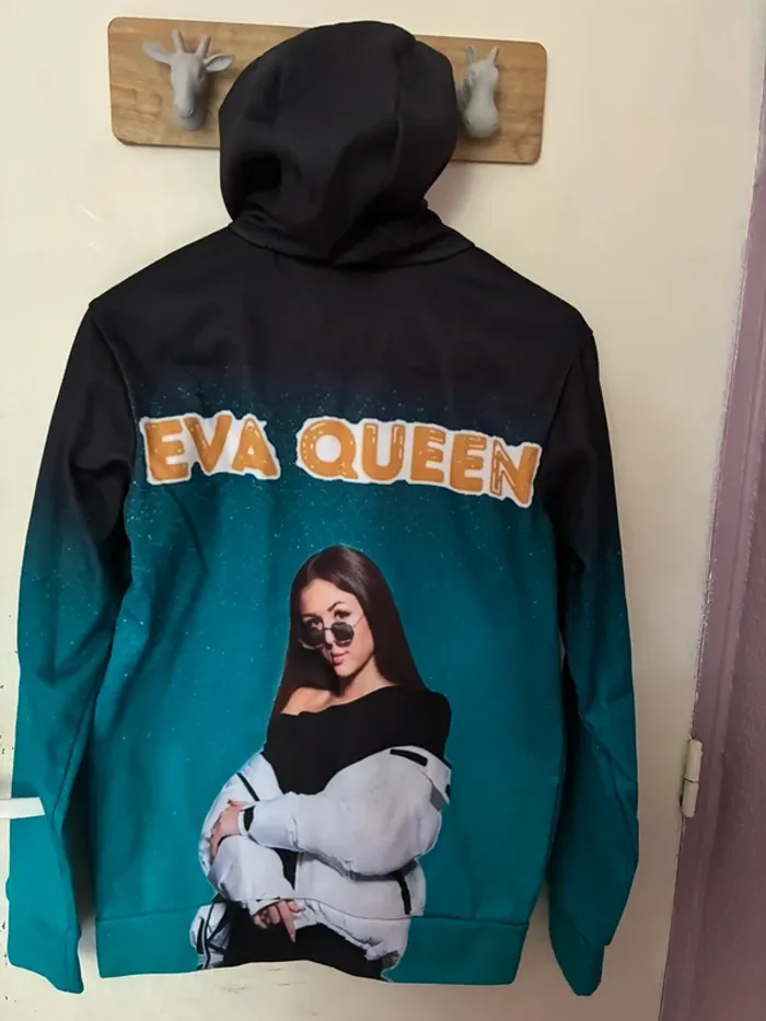 Sweat-shirt à capuche doublé Eva Queen, XS, Eva Queen neuf sans étiquette. - photo numéro 6