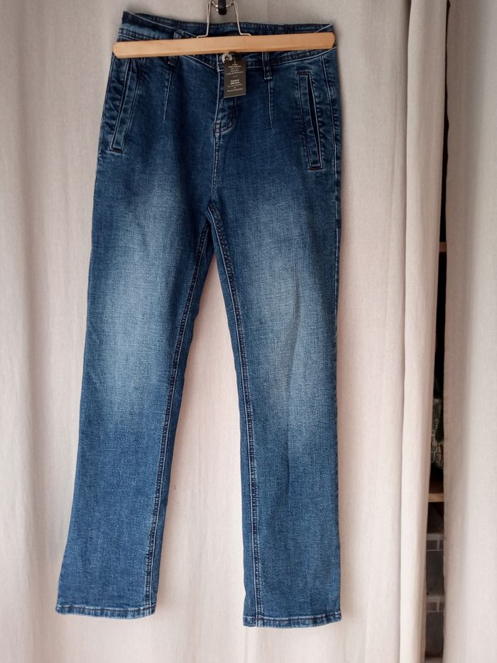 Jean droit taille S captain tortue