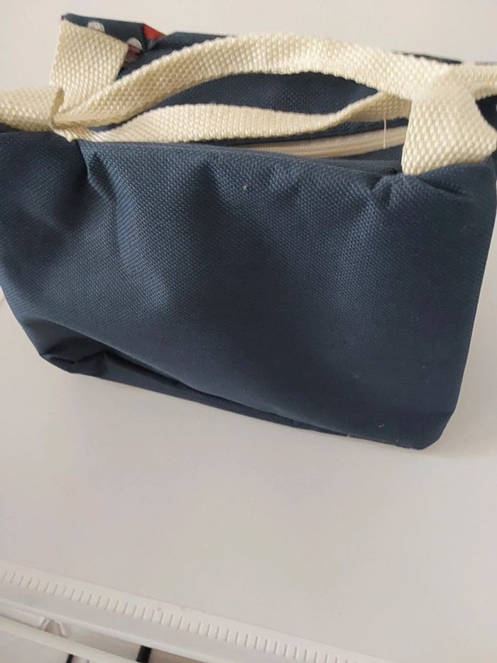 Petit sac isotherme Stitch - photo numéro 3