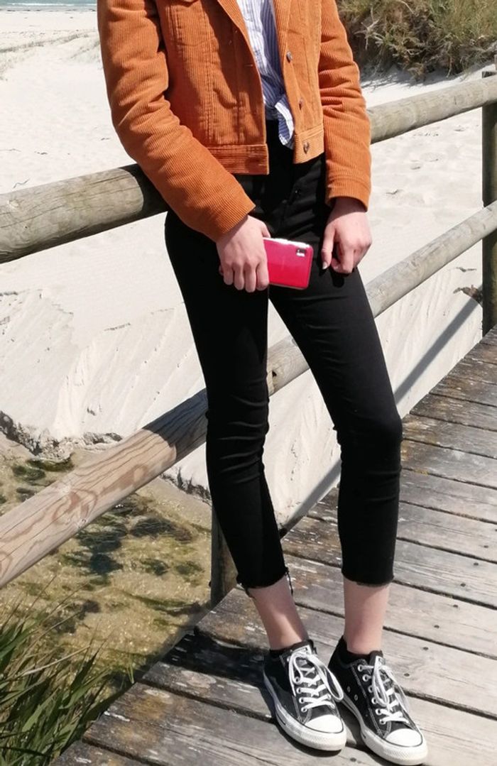 Pantalon noir #zara T 34 - photo numéro 2