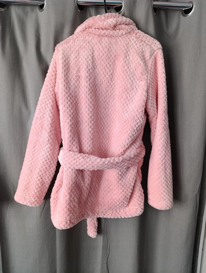 Peignoir court femme neuf
Taille 44/46
Marque esmara - photo numéro 7