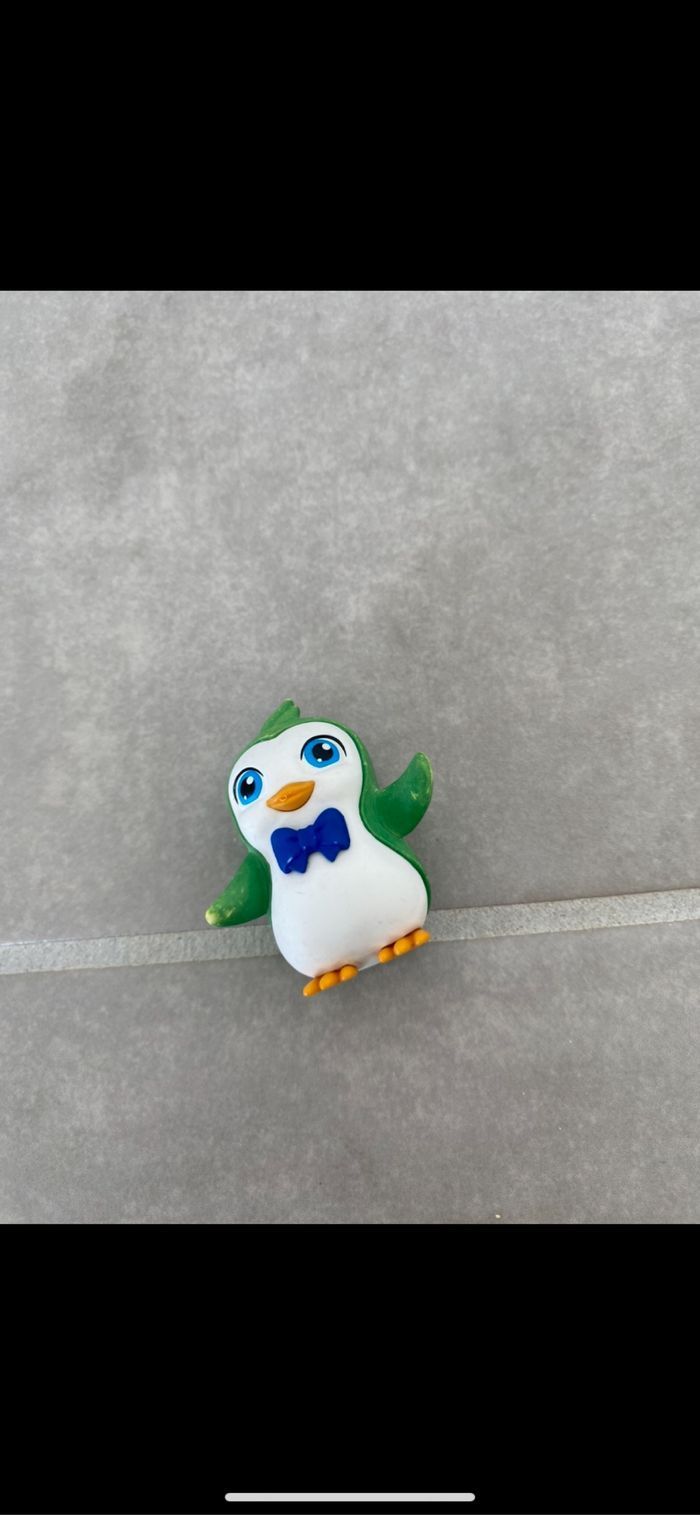 Jouet figurine pingouin