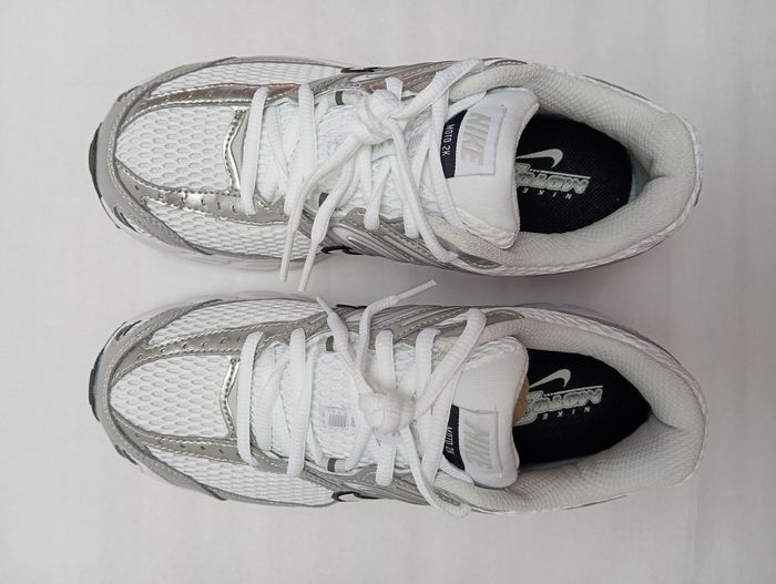 Baskets Nike air max moto 2k neuves - photo numéro 4