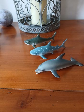 Lot 3 figurines cétacés: Dauphin+ Requin Baleine+ Requin récif