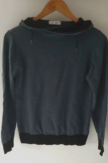 Pull capuche impeccable