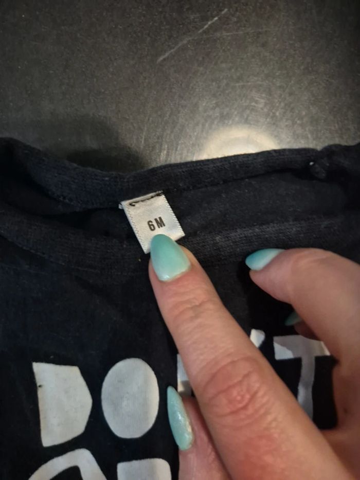 T shirt noir - photo numéro 3