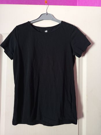 Tee shirt manches courtes noir uni