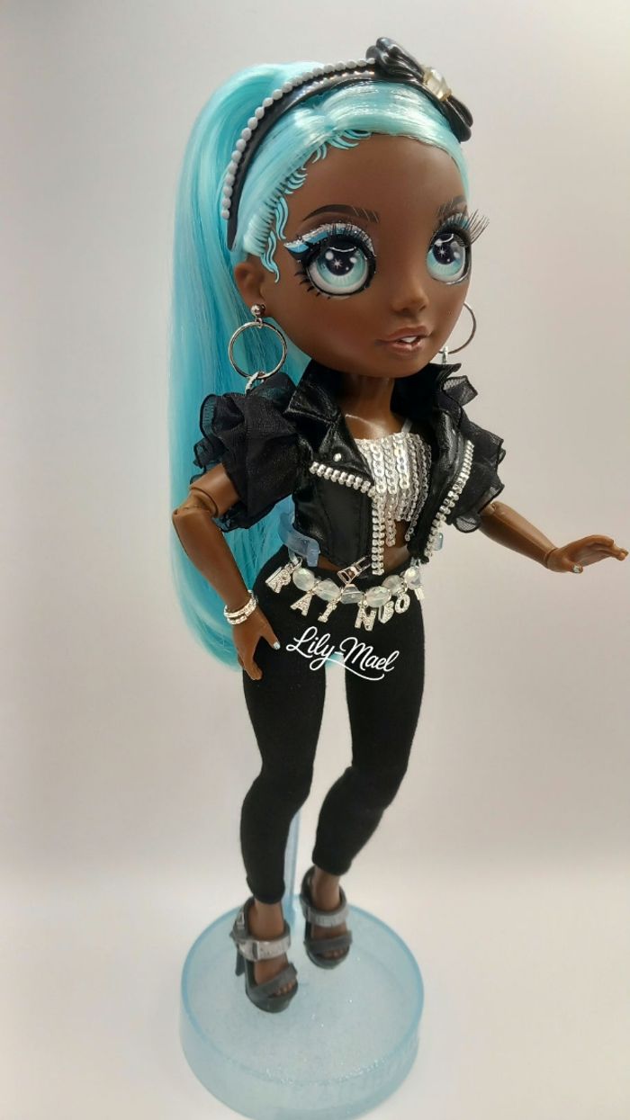 Poupée rainbow high Robin Sterling slumber party et custom - photo numéro 5