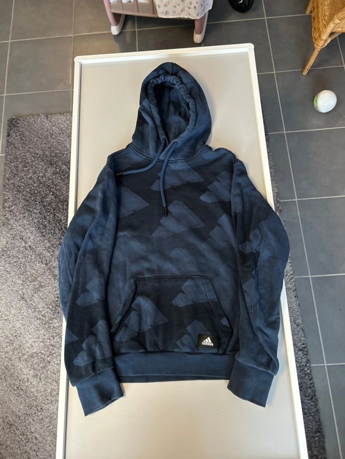 Pull adidas taille M