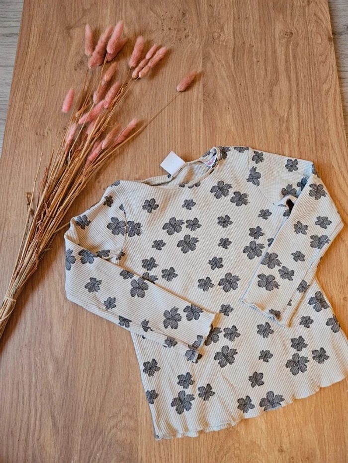 Tee shirt manches longues côtelés Zara 4/5 ans