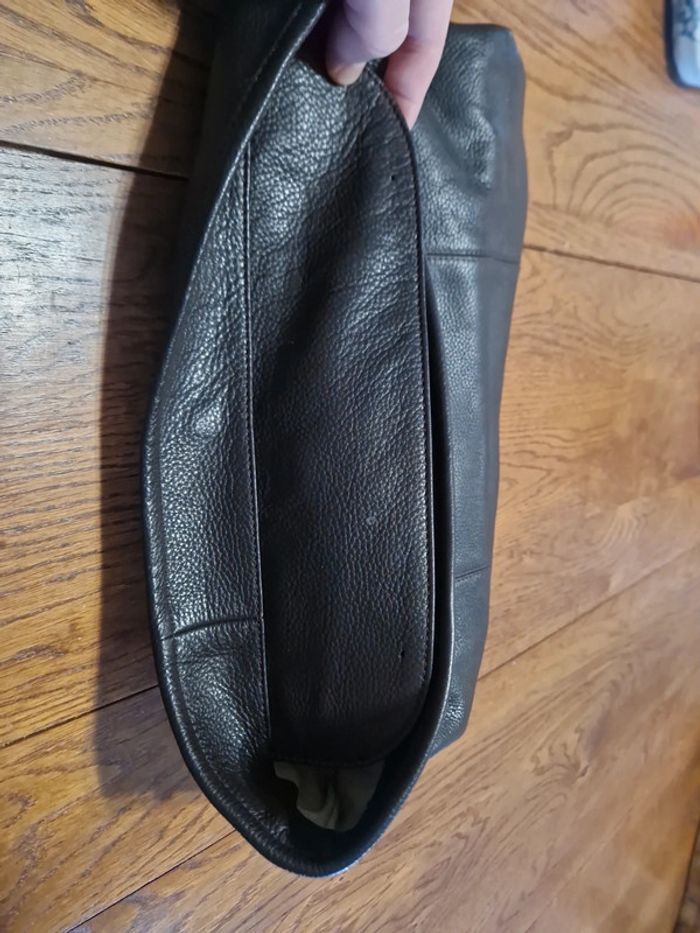 Sac pochette cuir à pressions - photo numéro 7
