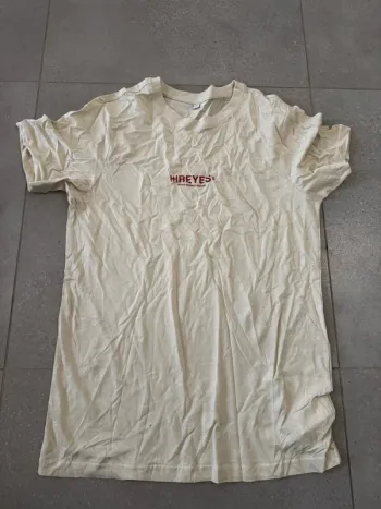 T-shirt Reyes taille L, très bon état