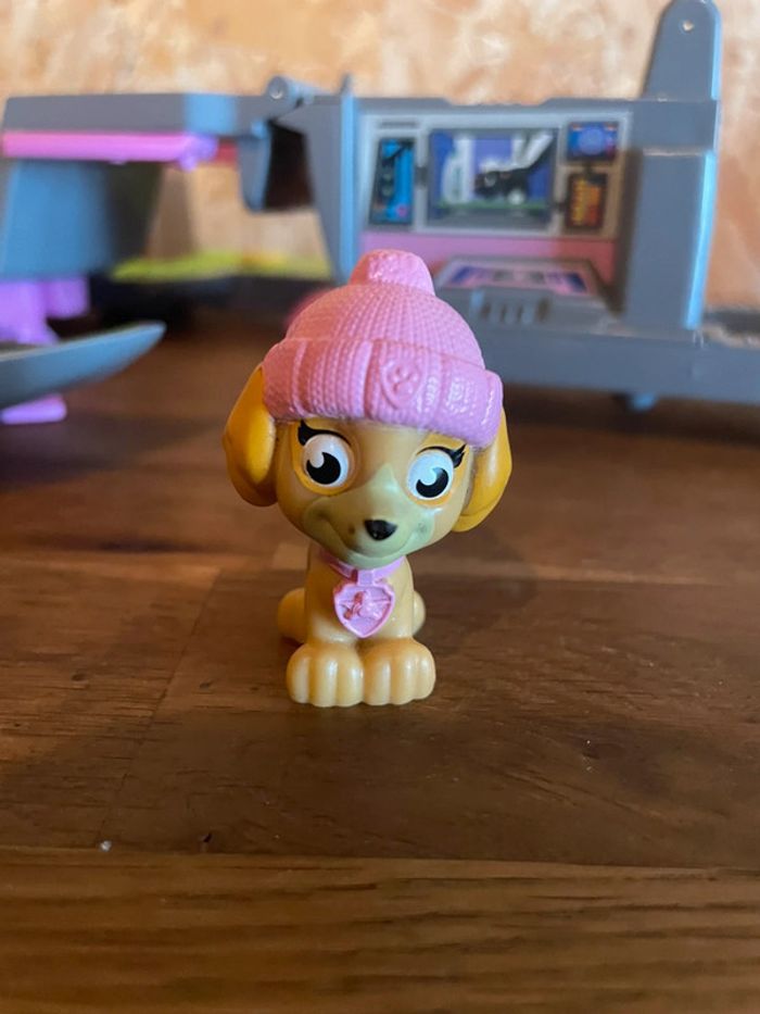 Idée cadeau 🎁 Figurine Stella Rescue Ensemble de Jeu Transformable 2 en 1 en hélicoptère - photo numéro 3