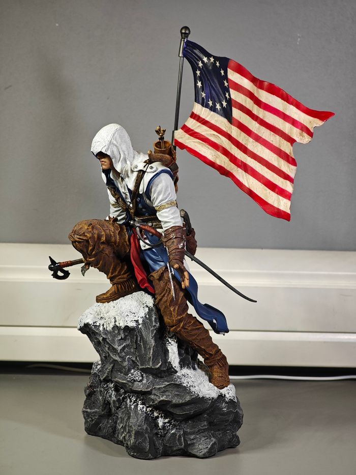 Figurine Connor Assassin's Creed 3 édition Freedom 32cm - photo numéro 3