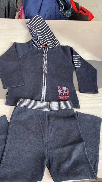 Ensemble jogging marine 5 ans Vynil Fraise