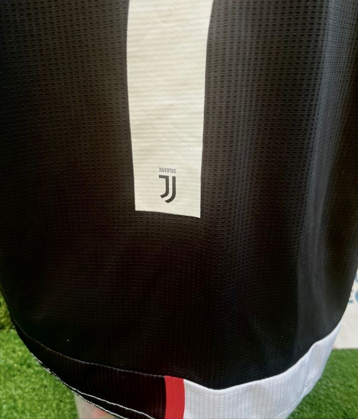 Maillot Ronaldo Juventus Turin - photo numéro 3