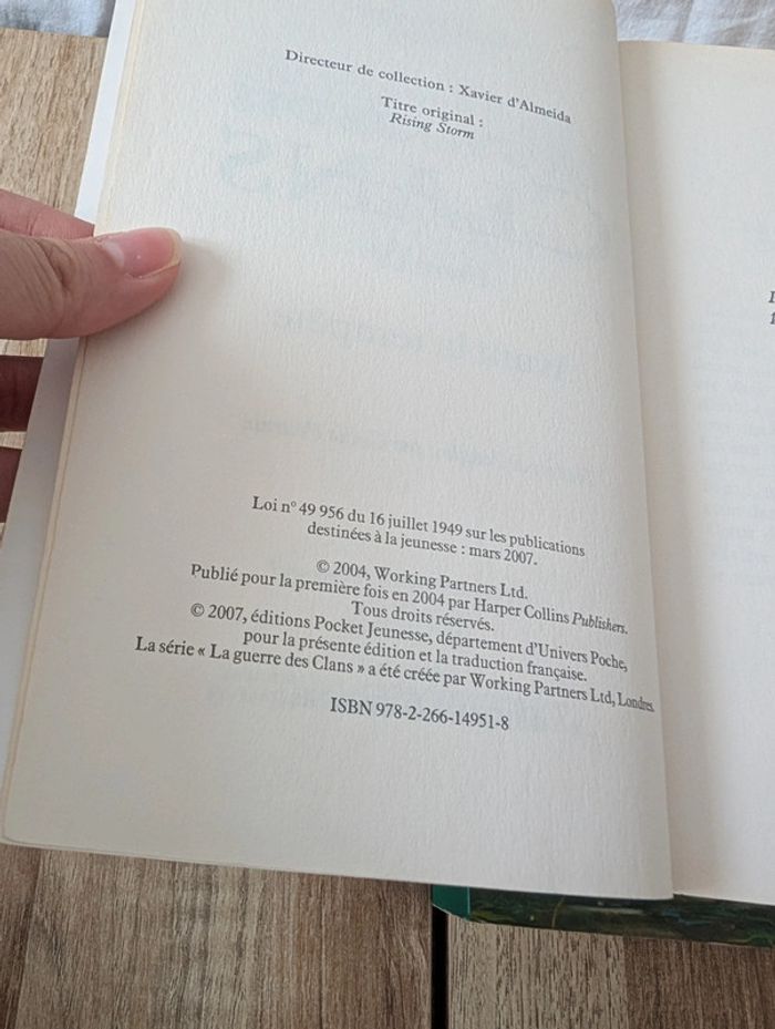 Lot livres La guerre des Clans - photo numéro 7