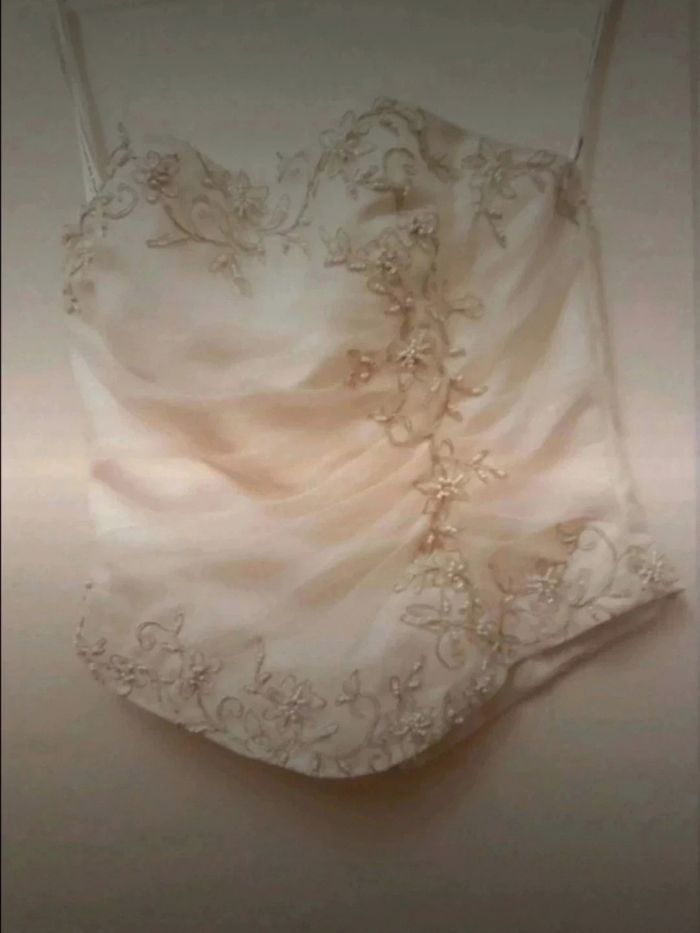 Jupe et bustier de mariage en 34 - photo numéro 4