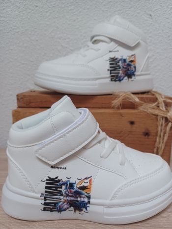 Baskets garçon T 25.5