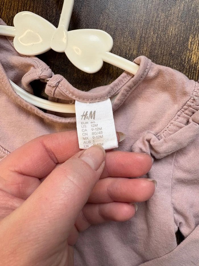 TEE shirt 12m - photo numéro 2