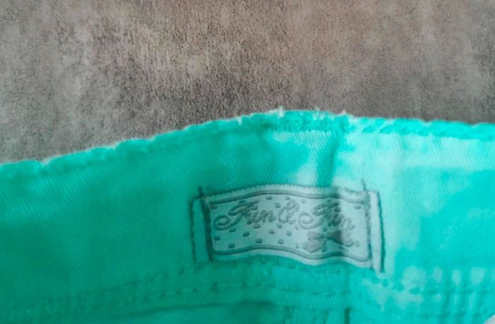 Short bébé fille 9 mois NEUF - photo numéro 3