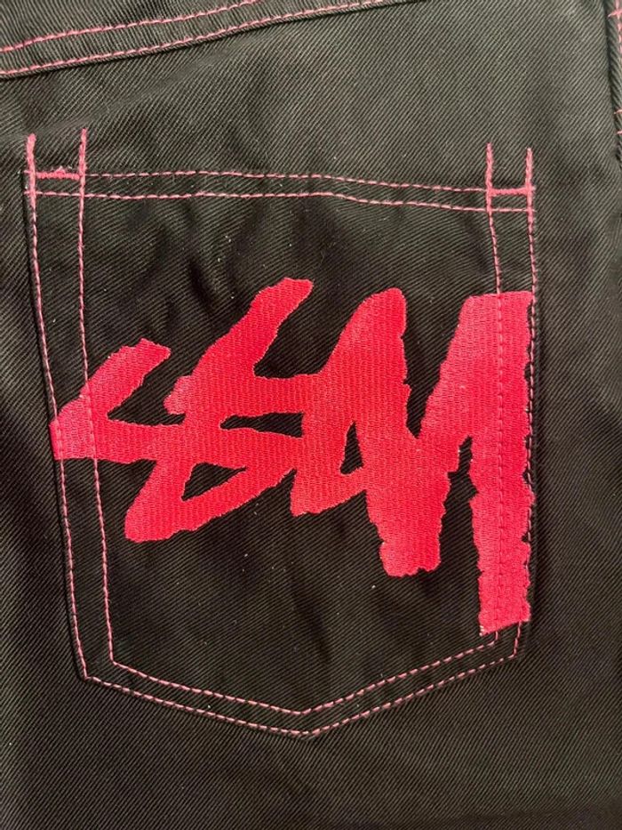 Short/Jort Stussy Black Embroidered Pink Big Logo Back – Taille XL - photo numéro 3