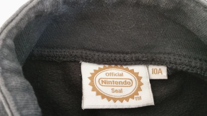 Sweat Super Mario Bros 10 ans - photo numéro 8