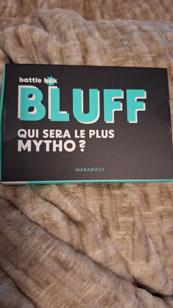 Jeu de cartes battle box bluff qui sera le plus mytho ?