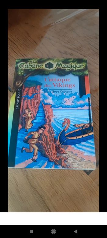 Livre la cabane magique numéro 10