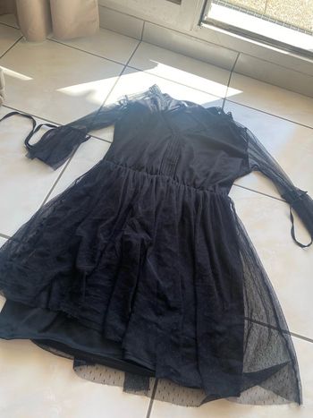 Robe noire, taille 36