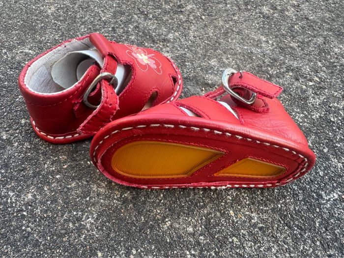 Chaussures bébé pointure 18 - photo numéro 2