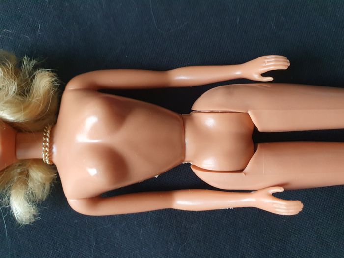 Poupée Barbie blonde Mattel Inc 1966 Philippines vintage - photo numéro 3