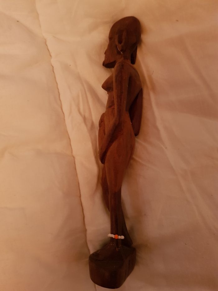 Statuette en bois vintage - photo numéro 3