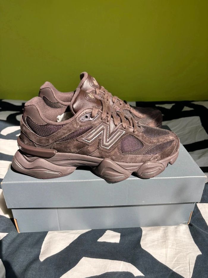 New balance 9060 Marron • taille 40,5 - photo numéro 3