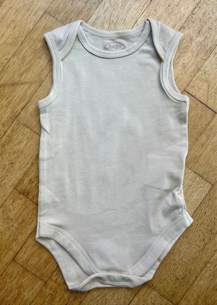 Lot de 6 Bodies Bébé Mixtes (3-6 Mois) - Baby Go - Sans Manches (Très Bon État) - photo numéro 5